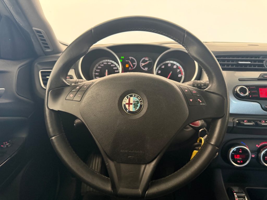 ALFA ROMEO Giulietta 1.4 Turbo 120 CV Distinctive - 12