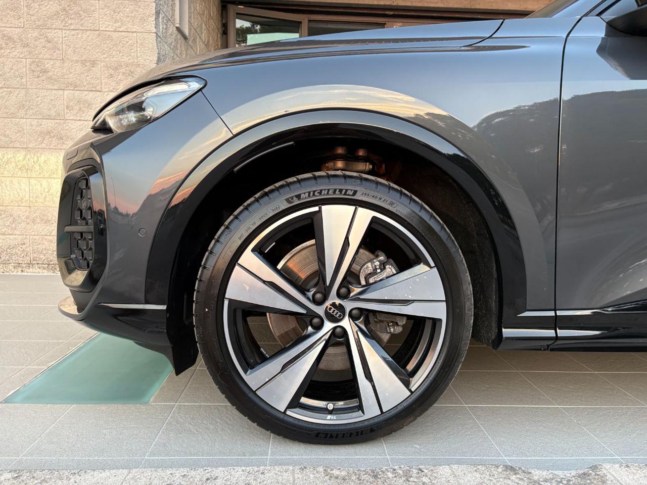AUDI Q5 TDI 150 kW mHEV+ S tronic quattro S line edition - 28