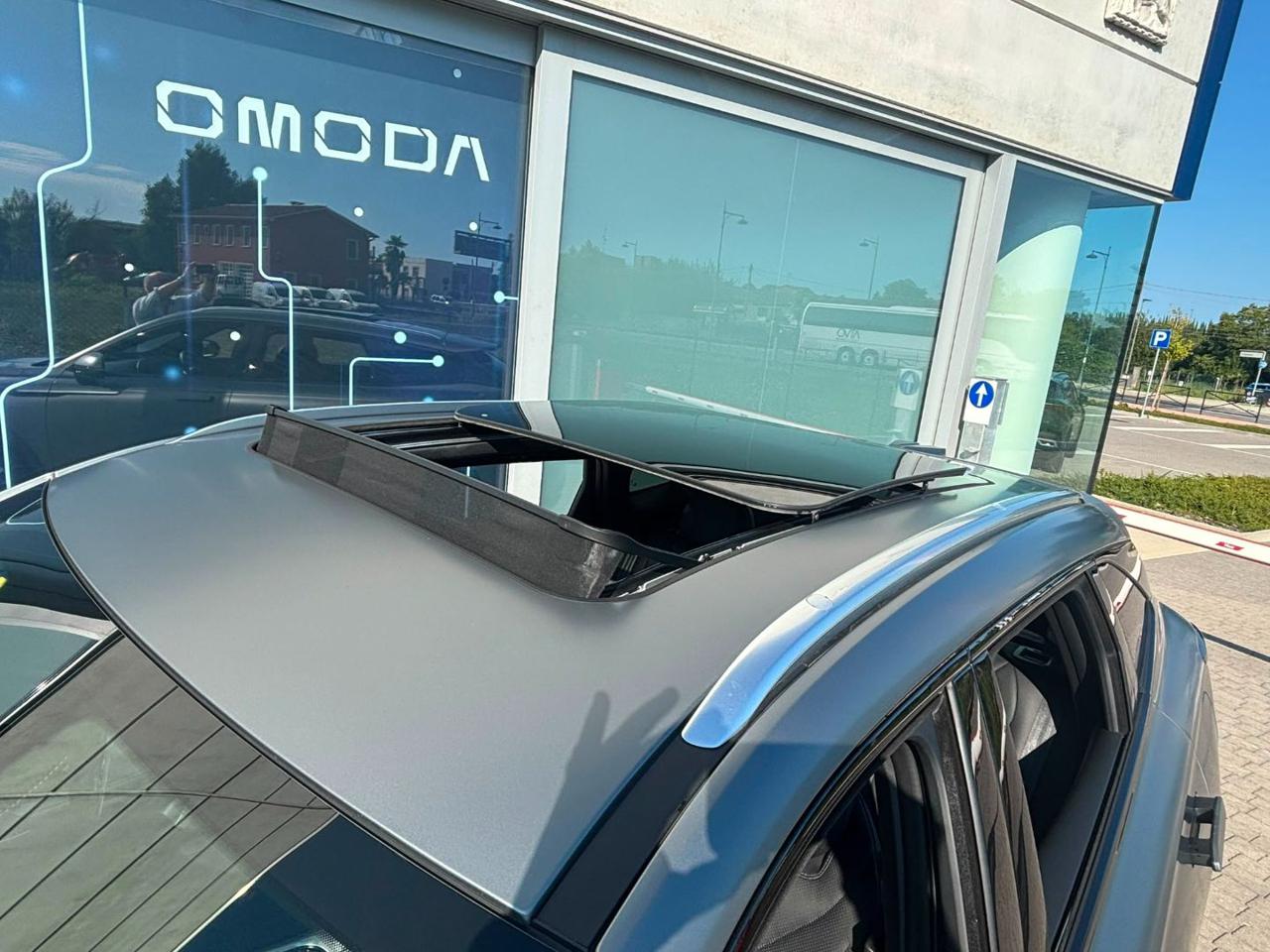OMODA 9 Omoda 9 1.5 TGDI 537 CV Super Hybrid System i-AWD - Grid Foto 7