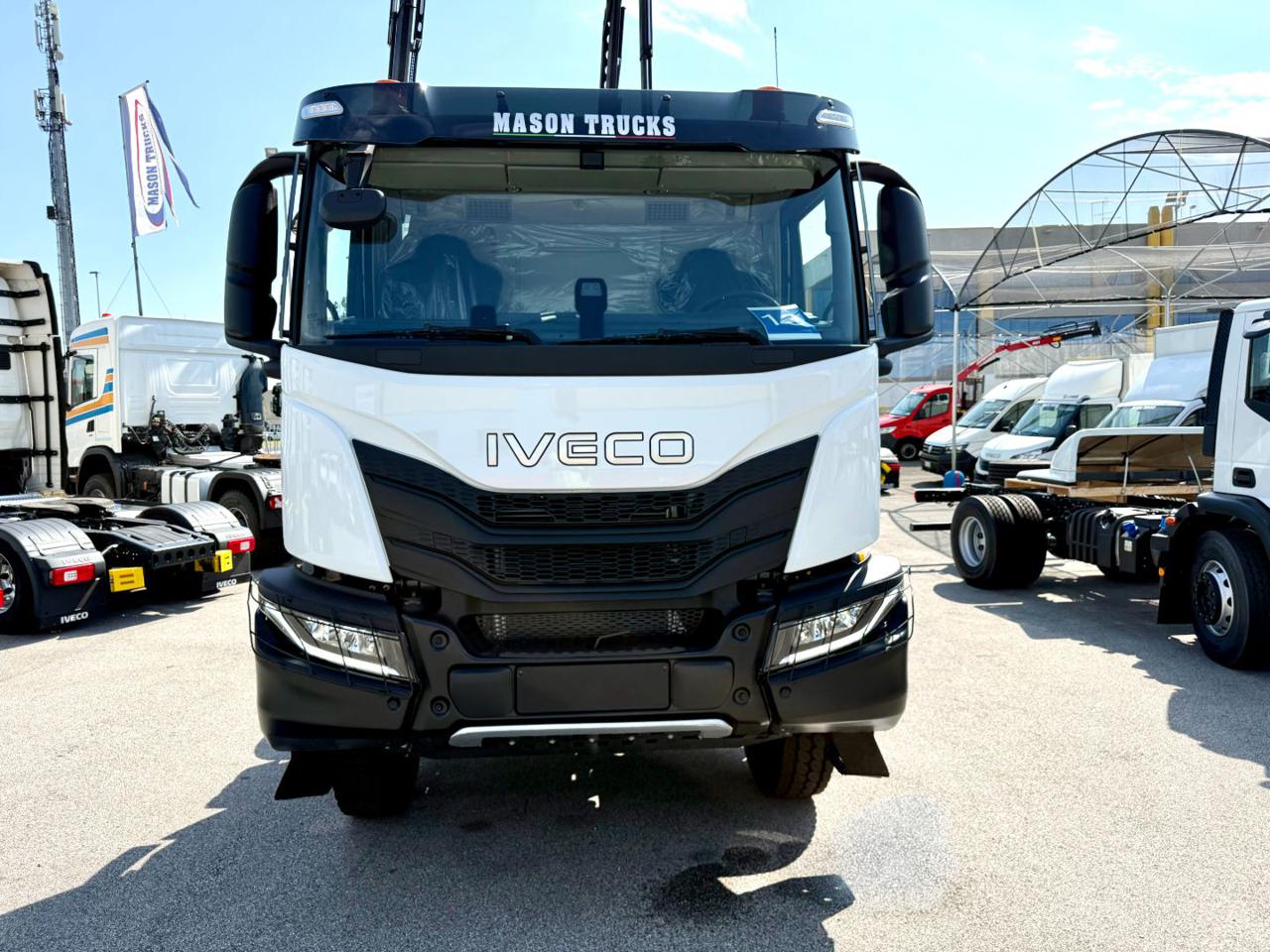IVECO T-WAY AD410T540 - 5