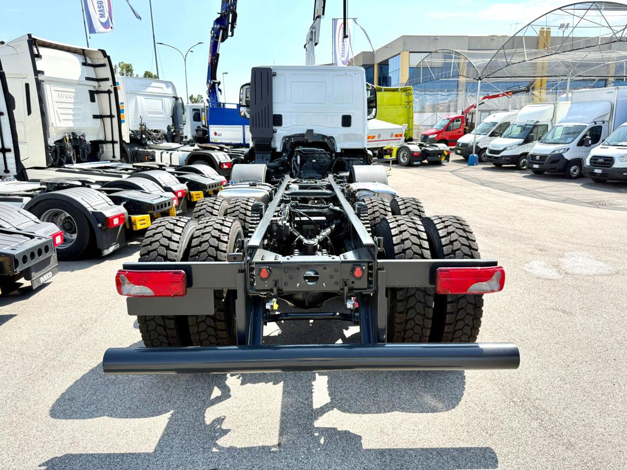IVECO T-WAY AD410T540 - 6