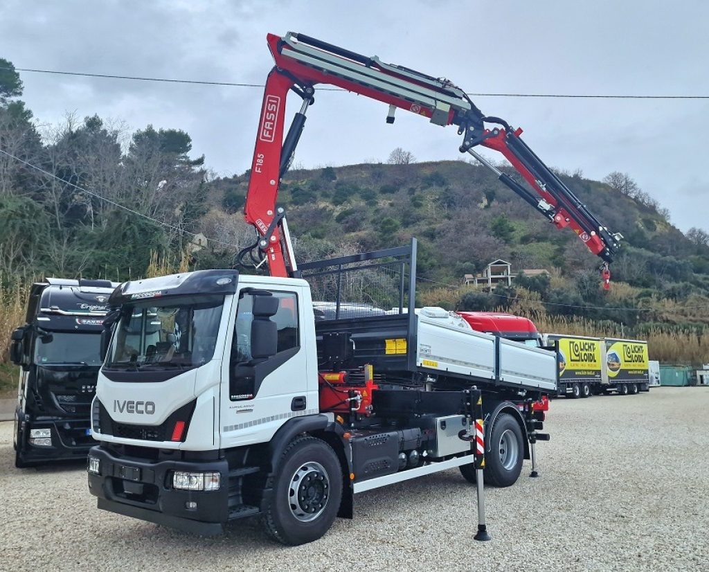 IVECO EUROCARGO 180E32 K NUOVO GRU da 23 m + RIBALTABILE - 23