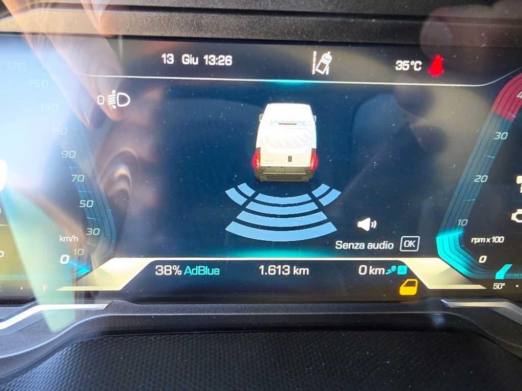 IVECO DAILY  35S16 V E6 FURGONE PASSO MEDIO L3 H2 - 11