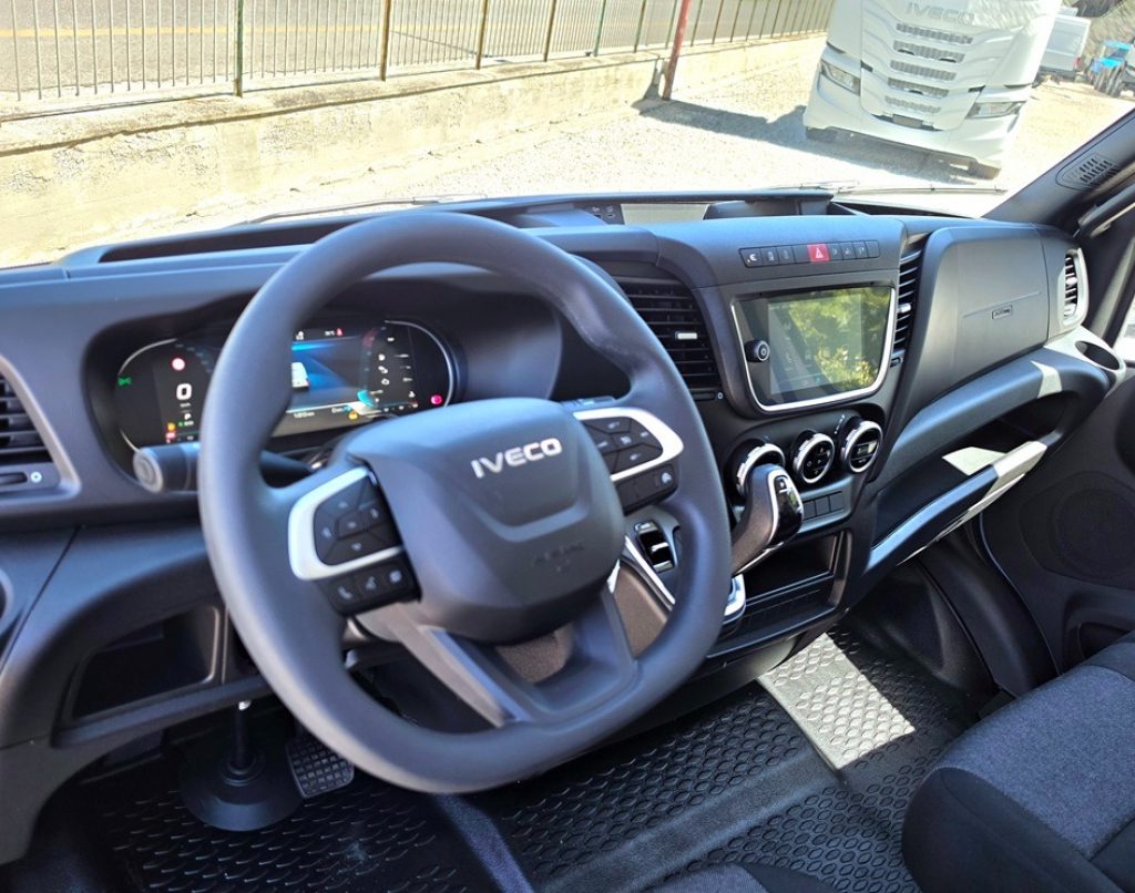 IVECO DAILY  35S16 V E6 FURGONE PASSO MEDIO L3 H2 - 8