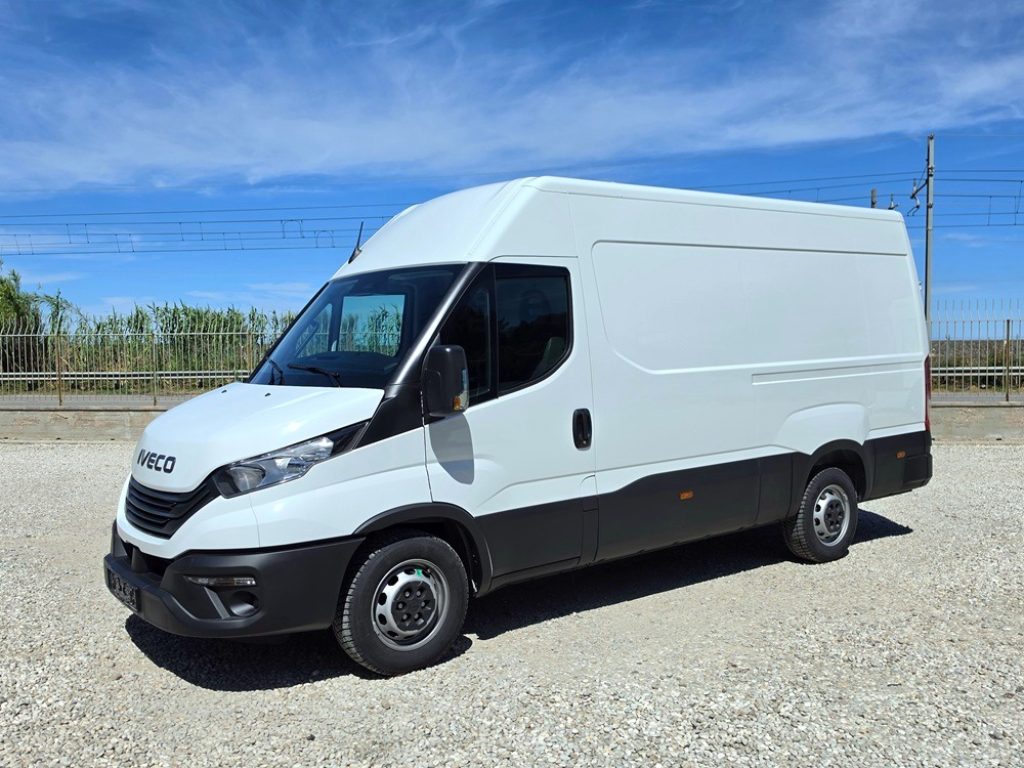 IVECO DAILY  35S16 V E6 FURGONE PASSO MEDIO L3 H2 - 19