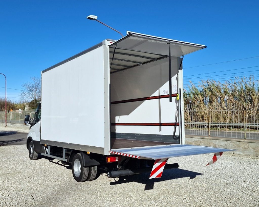 IVECO DAILY  35C16 NUOVO MOTORE 3.0 FURGONE + PEDANA - 6