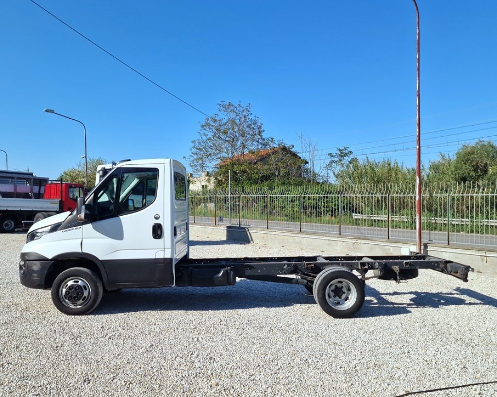 IVECO DAILY  35C15 EURO 6 Motore 3.0 TELAIO 3750 mm - 5