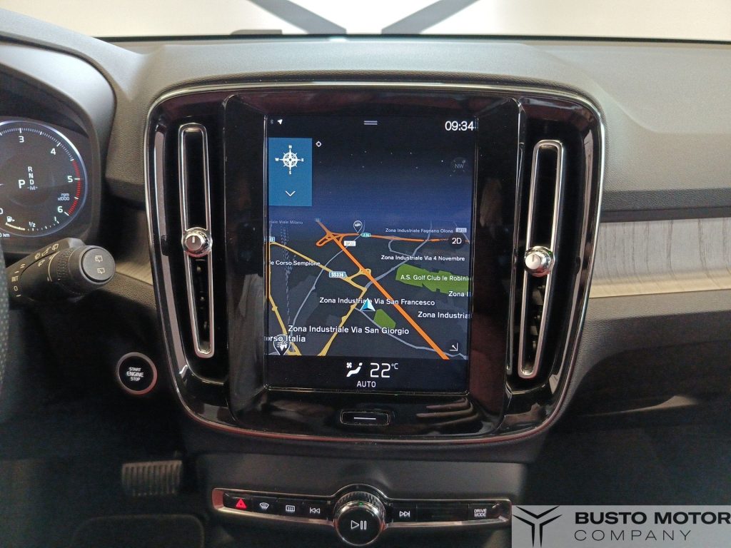 VOLVO XC40 XC40 2.0 d3 Inscription awd my20 - 17