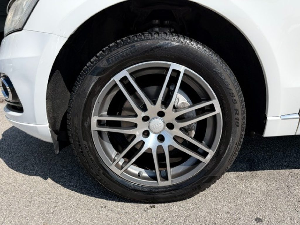 Clicca per ingrandire Q5 - 2.0 TDI 177CV quattro S tronic Advanced