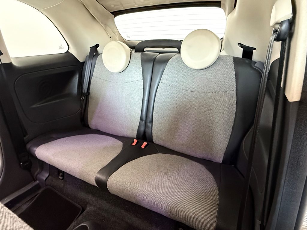 FIAT 500C 1.2 By Gucci - 11