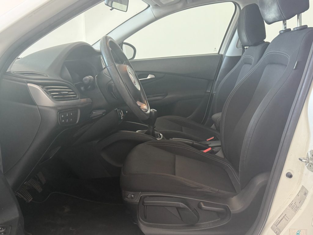FIAT Tipo 1.3 Mjt S&S 5 porte Business - 17