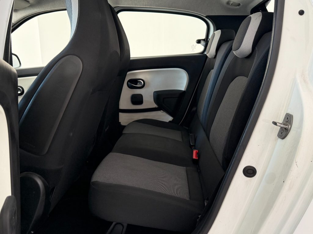 RENAULT Twingo 1.0 SCe Wave - 19