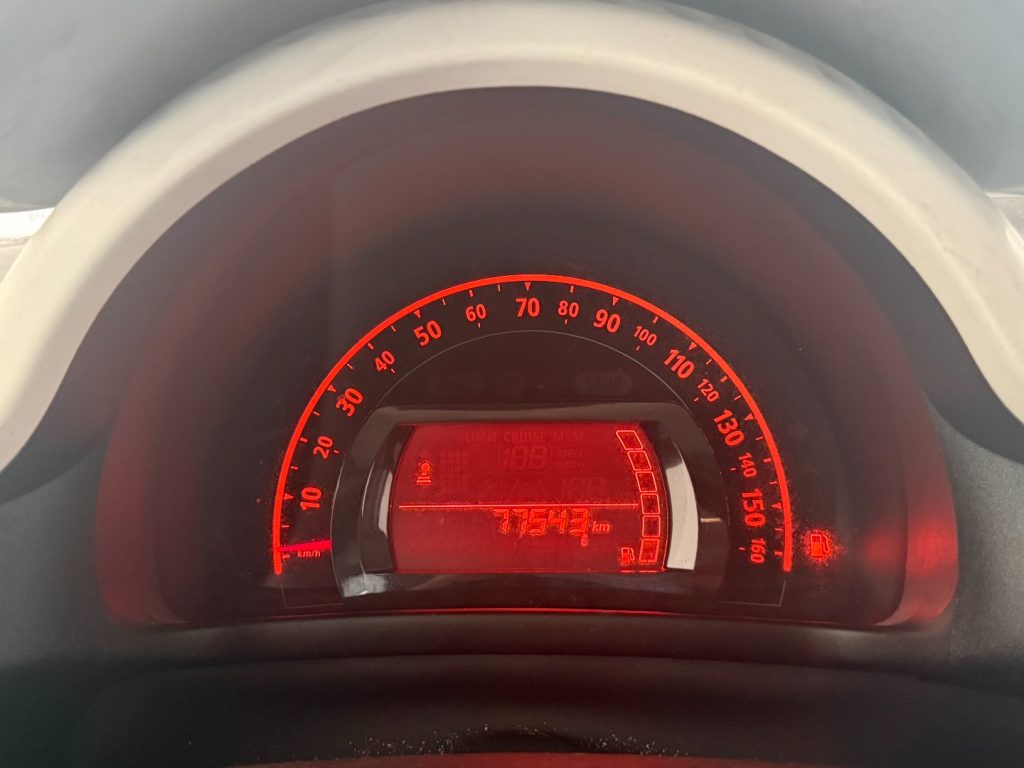 RENAULT Twingo 1.0 SCe Wave - 15
