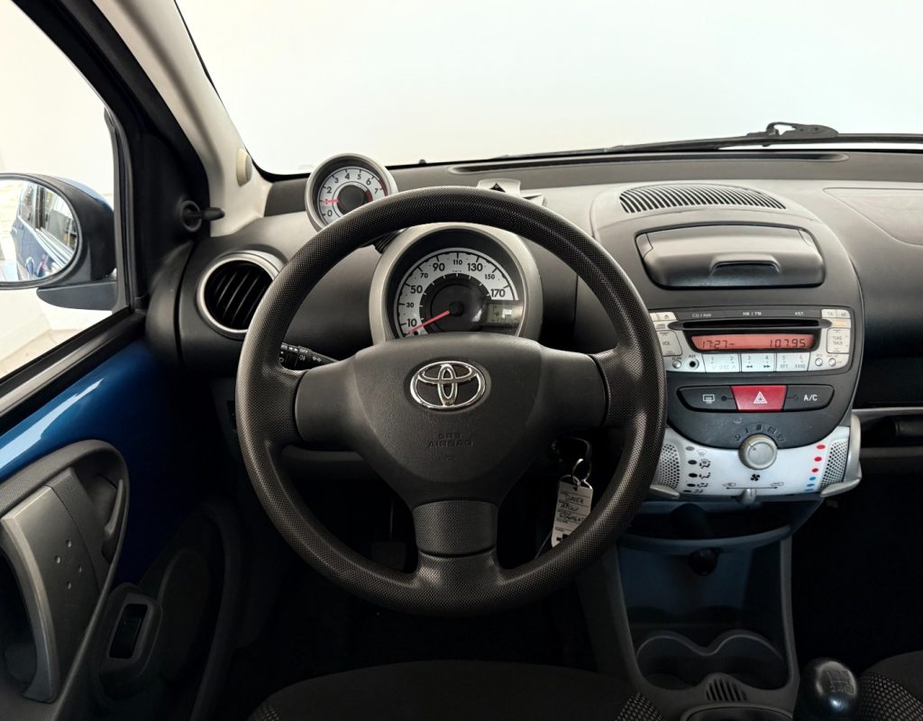 TOYOTA Aygo 1.0 12V VVT-i 5 porte - 13