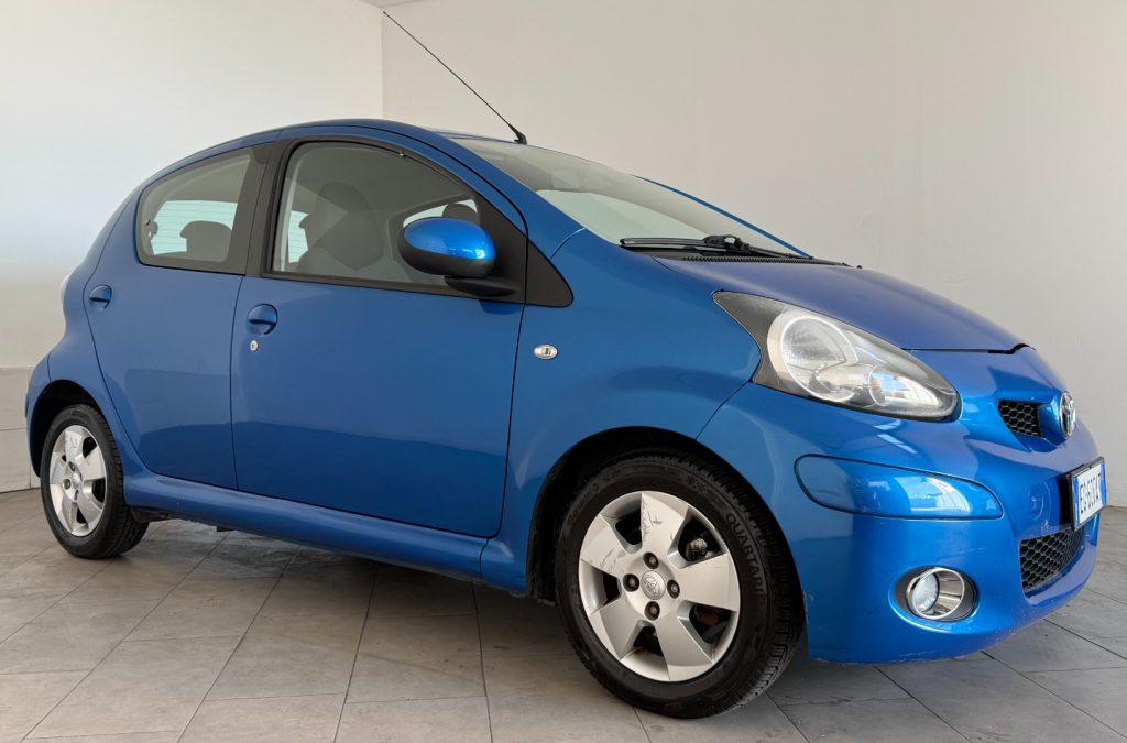 TOYOTA Aygo 1.0 12V VVT-i 5 porte - 3