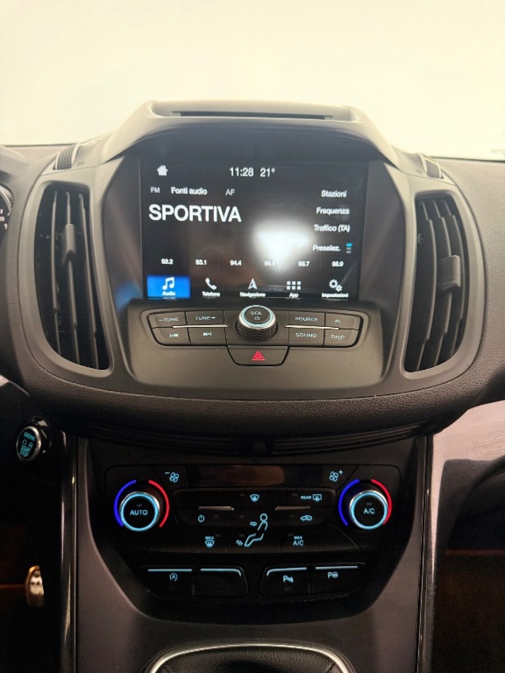 FORD Kuga 1.5 EcoBoost 120 CV S&S 2WD ST-Line - 18