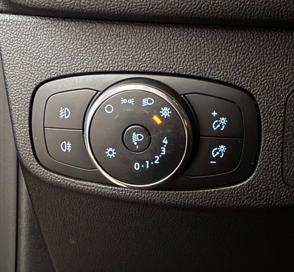 FORD Focus 1.0 EcoBoost Hybrid 155 CV Powershift SW ST-Line X - 19