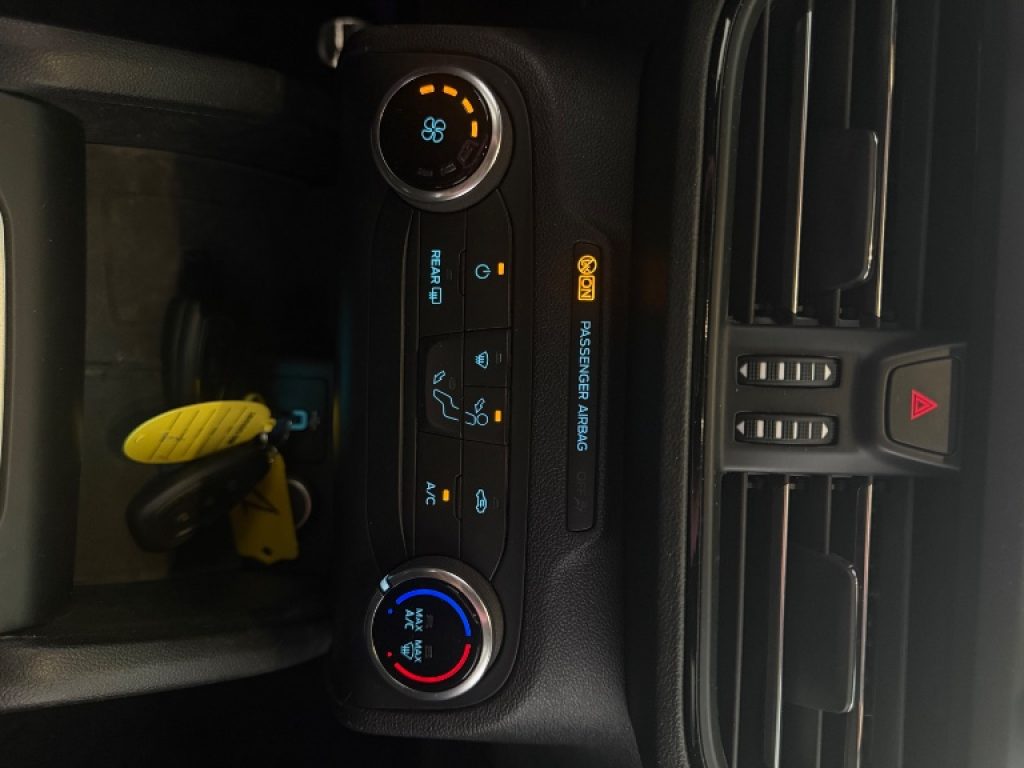 FORD Focus 1.0 EcoBoost 125 CV SW ST-Line - 20