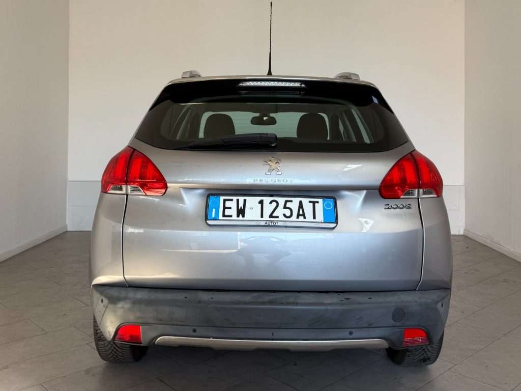 PEUGEOT 2008 1° serie PureTech 82 Allure - 4