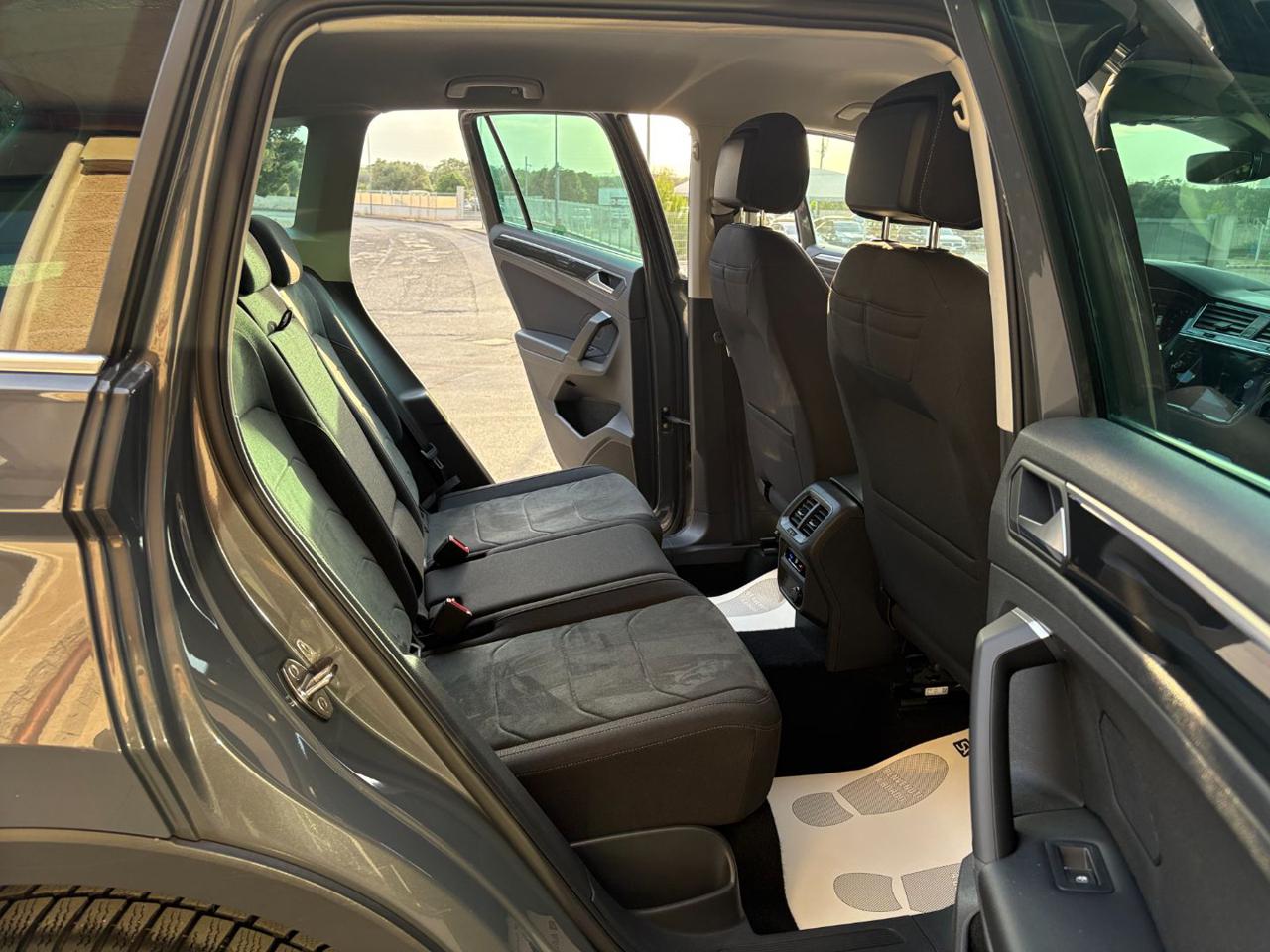 VOLKSWAGEN Tiguan 2.0 TDI 150 CV SCR DSG Elegance VIRTUAL - 11