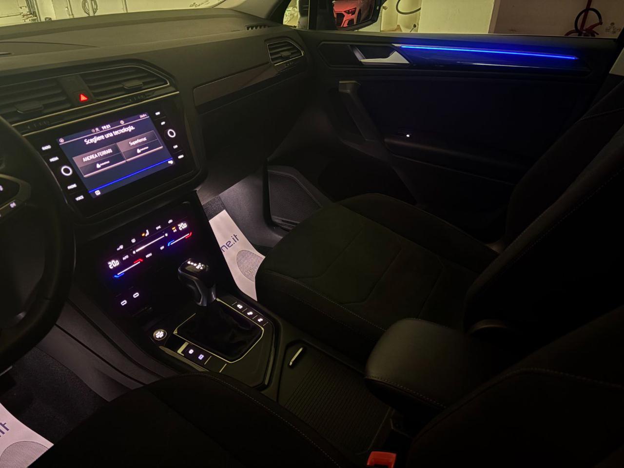 VOLKSWAGEN Tiguan 2.0 TDI 150 CV SCR DSG Elegance VIRTUAL - 35