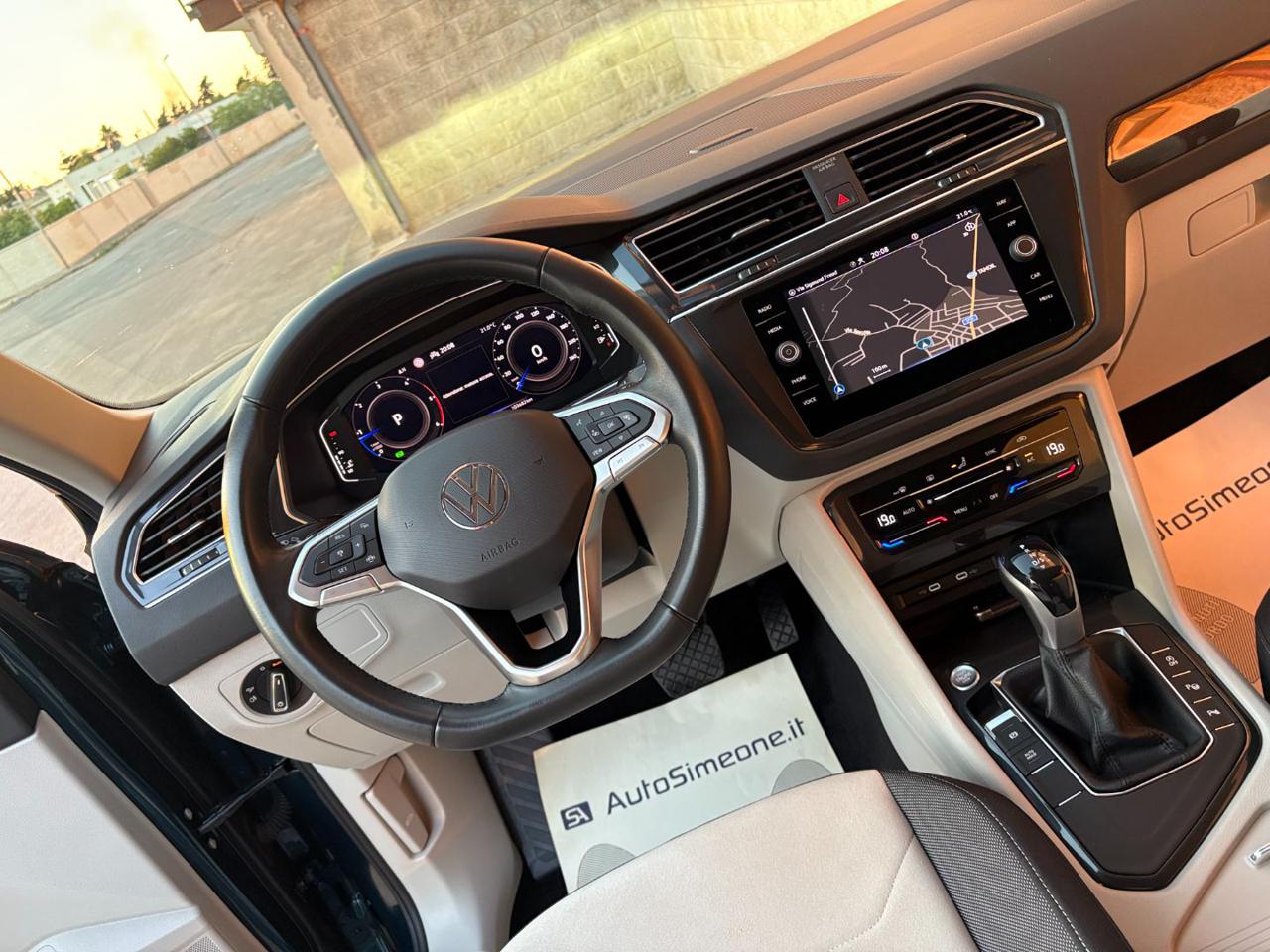 VOLKSWAGEN Tiguan 2.0 TDI 150 CV SCR DSG Elegance VIRTUAL - 40