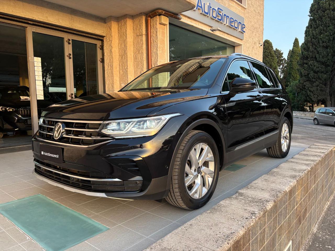 VOLKSWAGEN Tiguan 2.0 TDI 150 CV SCR DSG Elegance VIRTUAL - 1