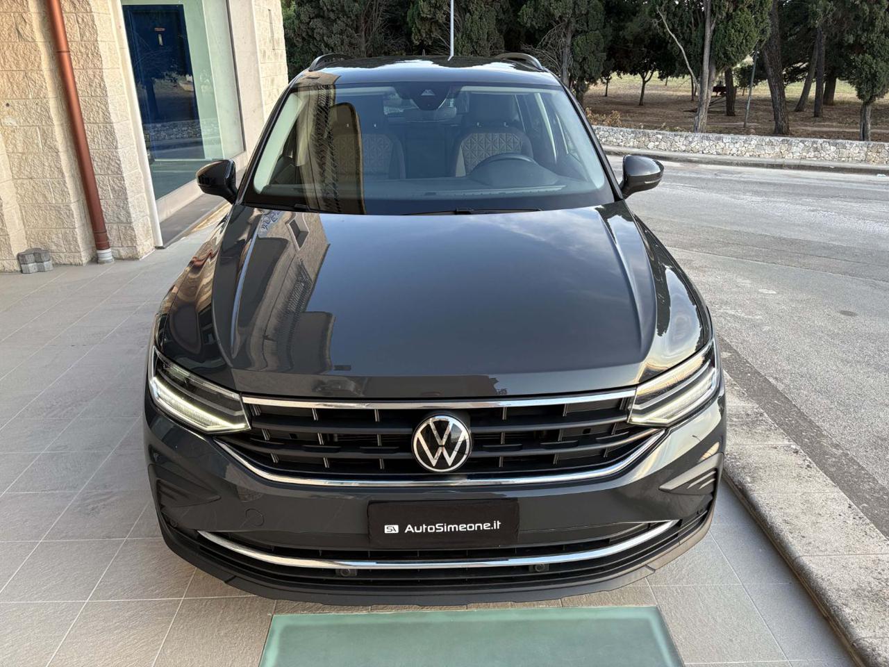 VOLKSWAGEN Tiguan 2.0 TDI 150 CV SCR DSG Life - 2