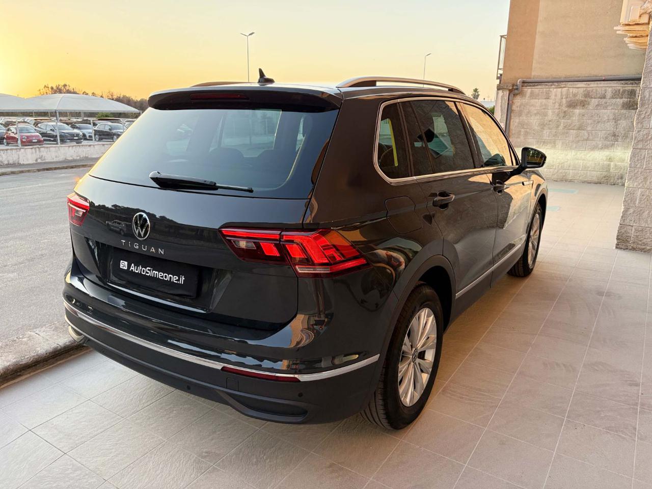 VOLKSWAGEN Tiguan 2.0 TDI 150 CV SCR DSG Life - 5