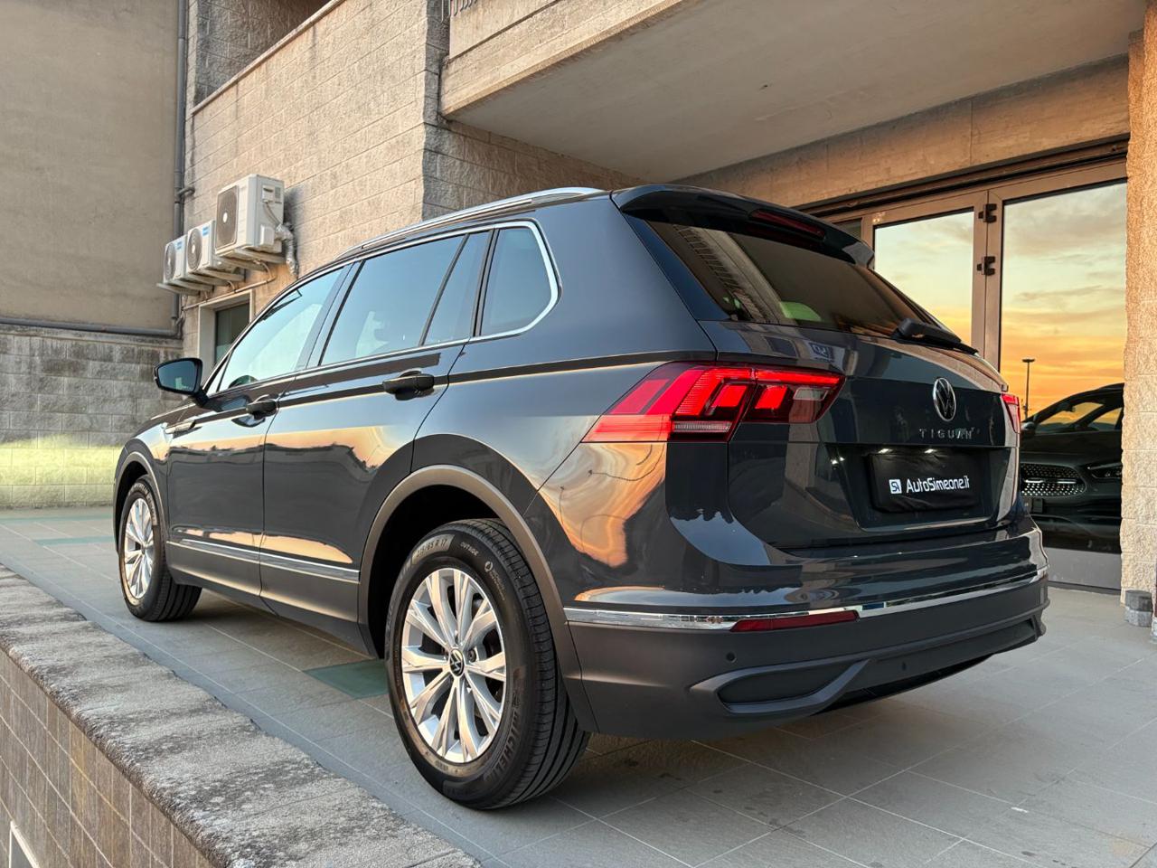 VOLKSWAGEN Tiguan 2.0 TDI 150 CV SCR DSG Life - 7