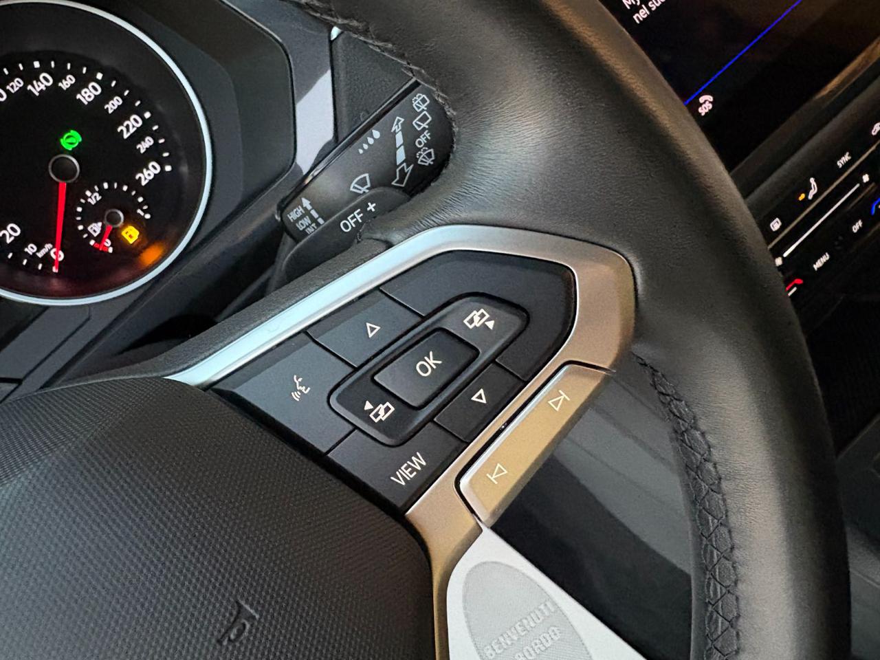 VOLKSWAGEN Tiguan 2.0 TDI 150 CV SCR DSG Life - 22