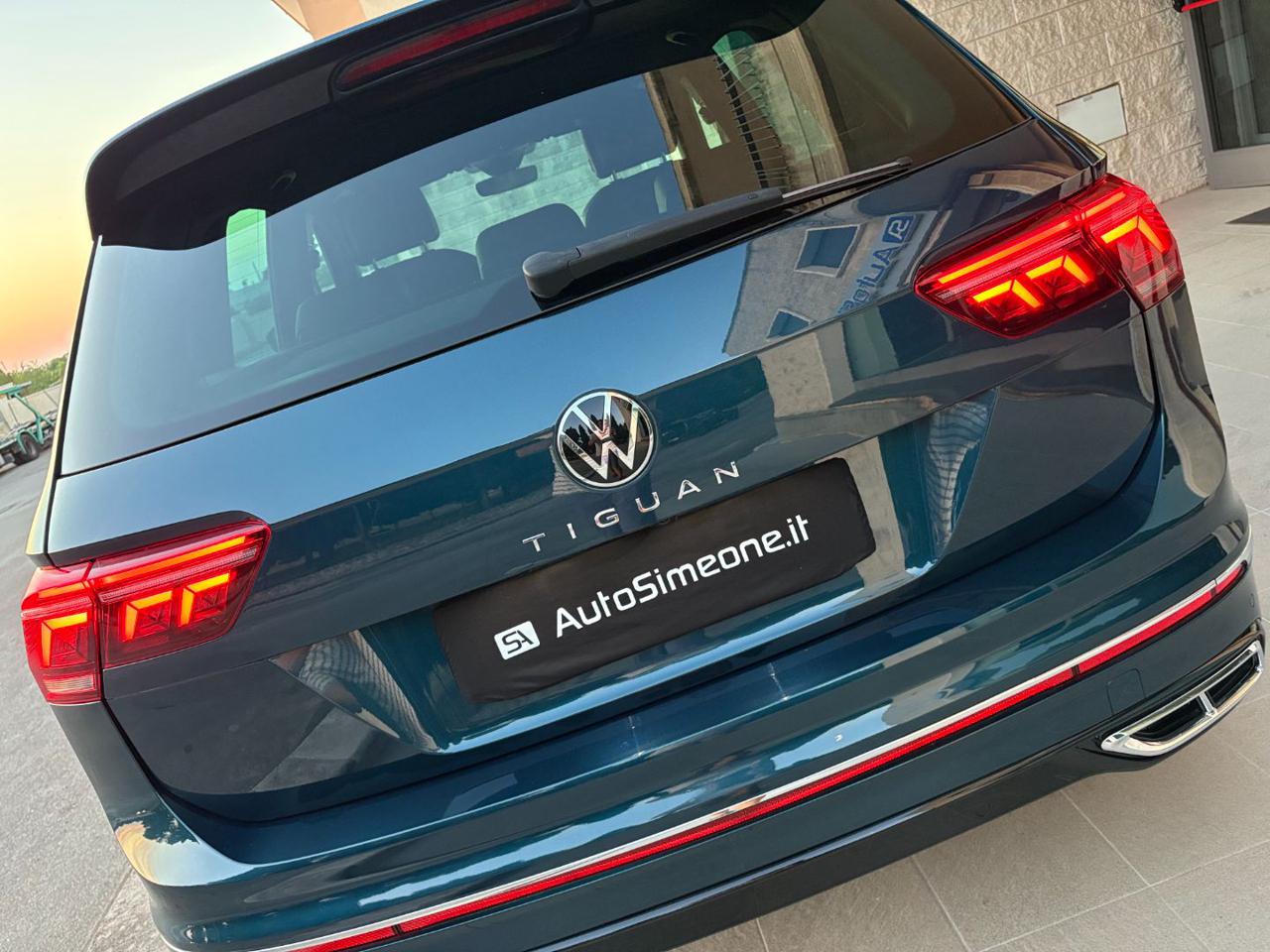 VOLKSWAGEN Tiguan 2.0 TDI 150 CV SCR DSG R-Line LUCI AMBIENTE - 39