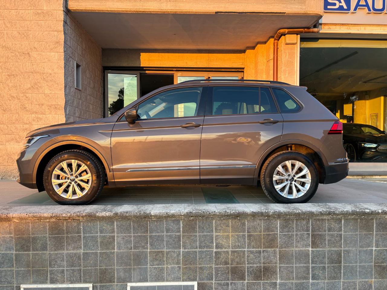 VOLKSWAGEN Tiguan 2.0 TDI 150 CV SCR DSG Life - 7
