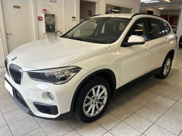 BMW X1 Bianco pastello