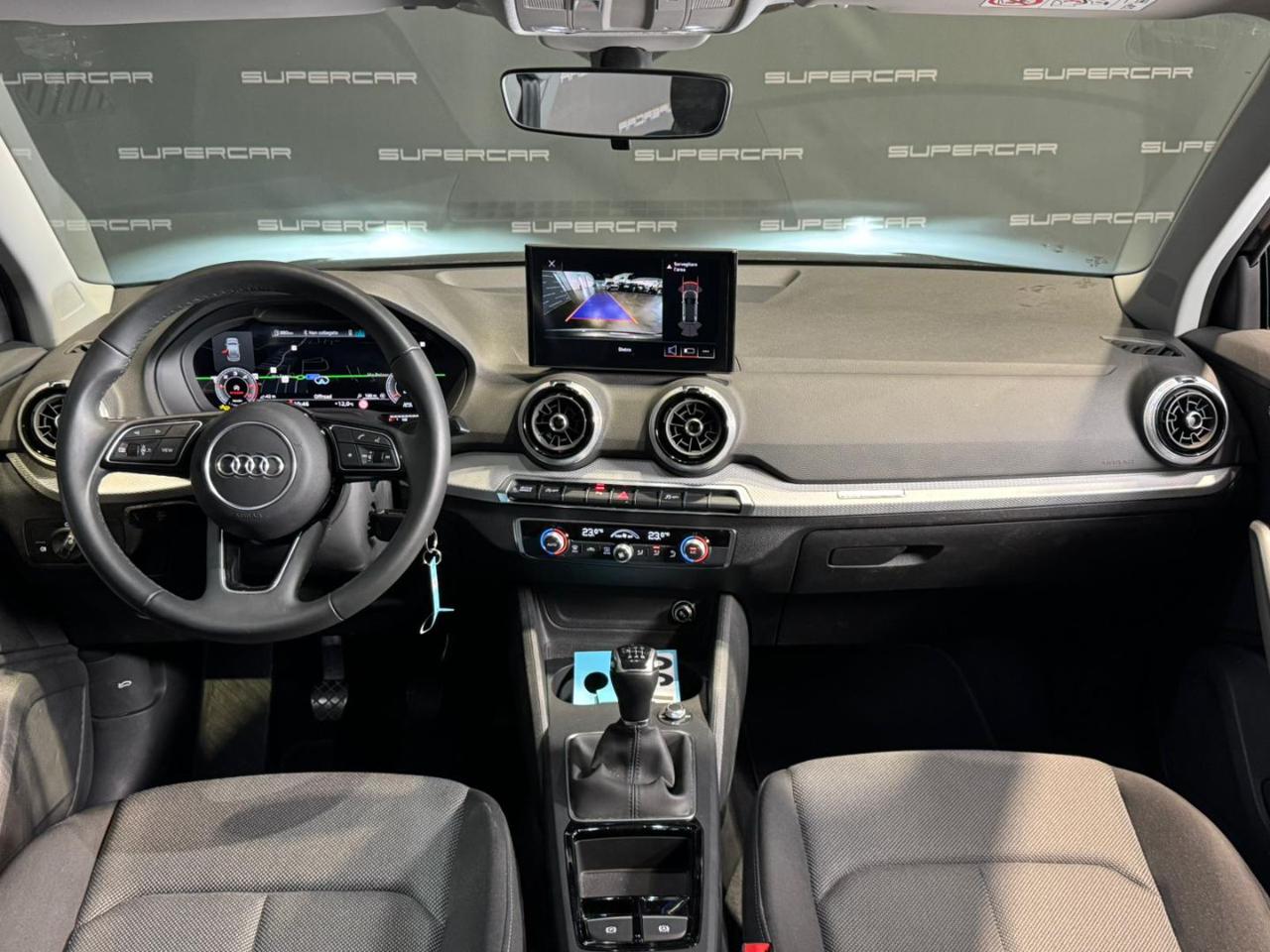 AUDI Q2 30 TDI S line Edition - 10