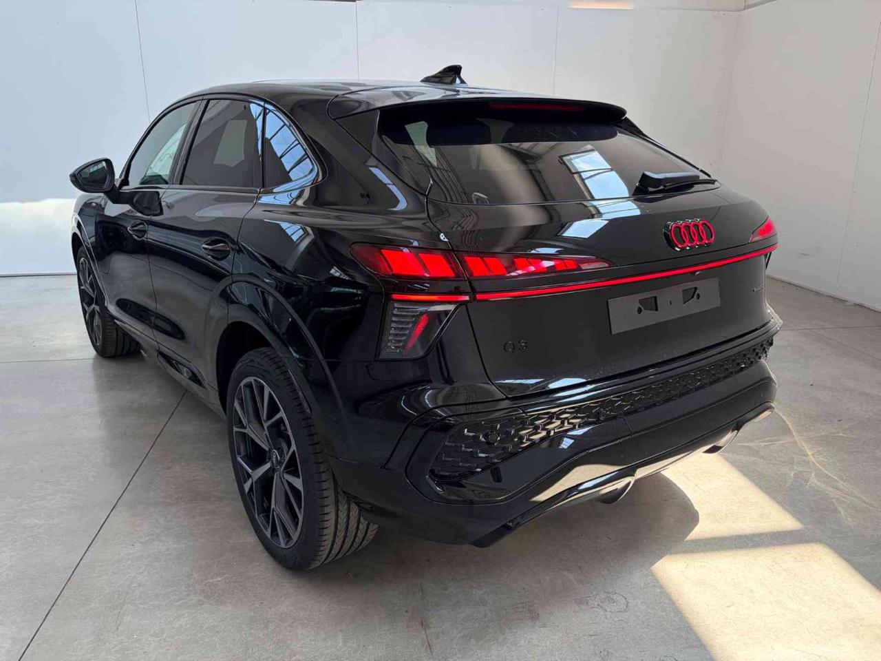 AUDI Q3 Q3 SPORTBACK TDI 193CV QUATTRO S-TRONIC BLACK LINE - 2