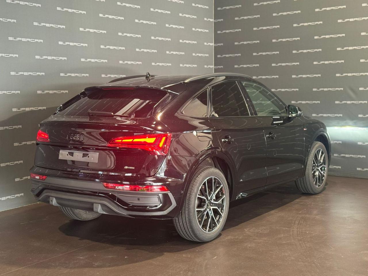 AUDI Q5 SPB 40 TDI S tronic Identity Black - 3