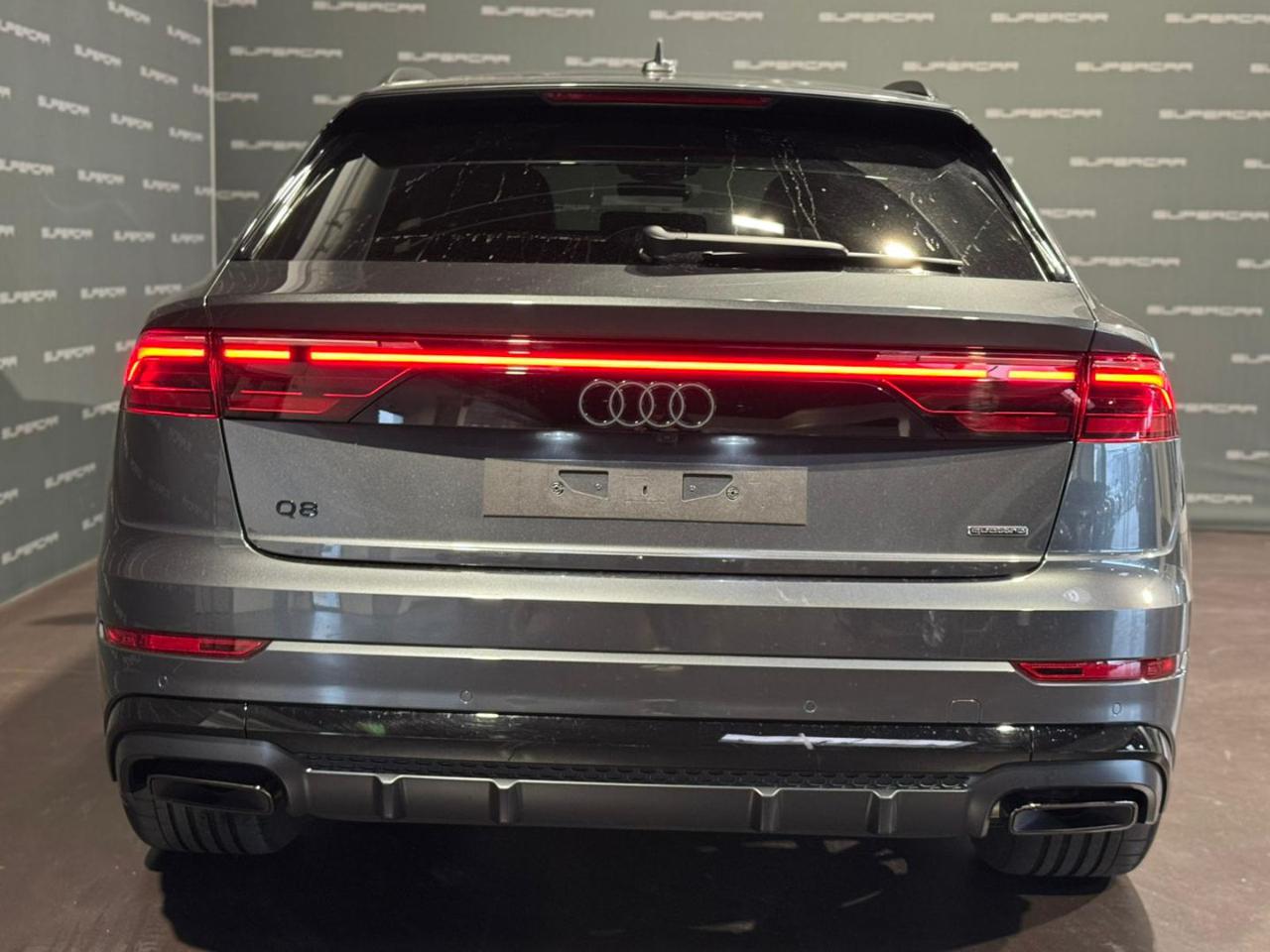 AUDI Q8 SUV 50 TDI 286 CV quattro S line BLAC PACK - 4