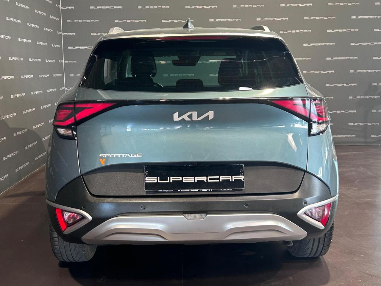 KIA Sportage 1.6 CRDi MHEV DCT Style - 4