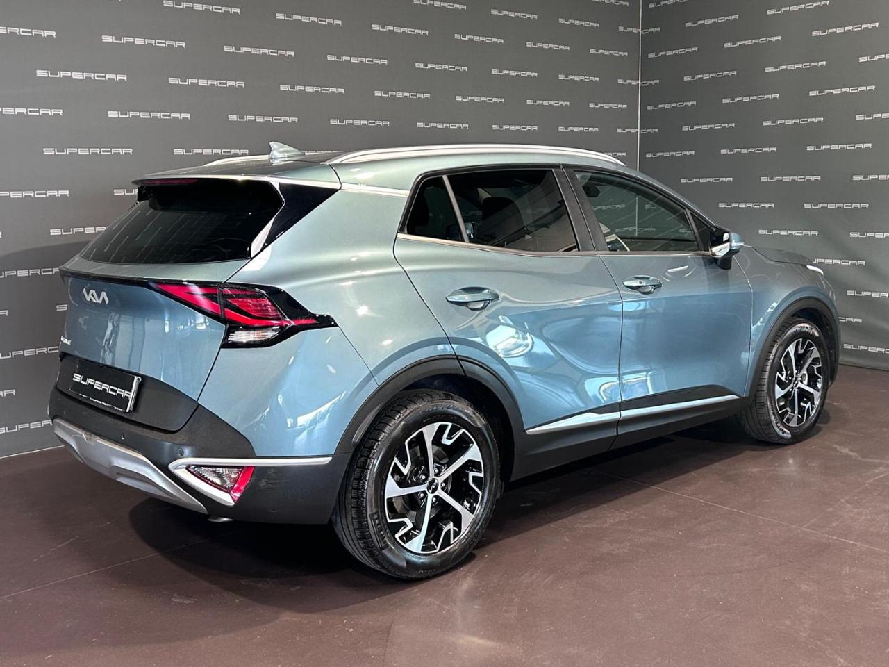 KIA Sportage 1.6 CRDi MHEV DCT Style - 3