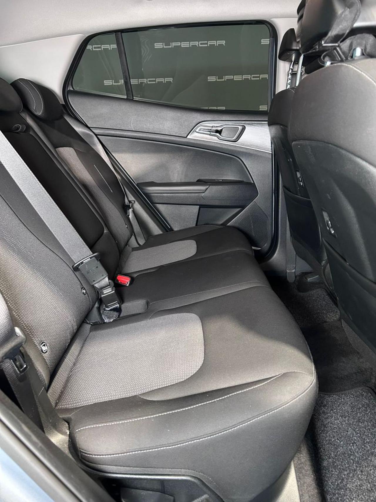 KIA Sportage 1.6 CRDi MHEV DCT Style - 13