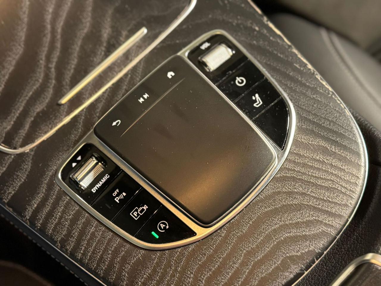 MERCEDES-BENZ E 220 d S.W. Auto AMG - 18