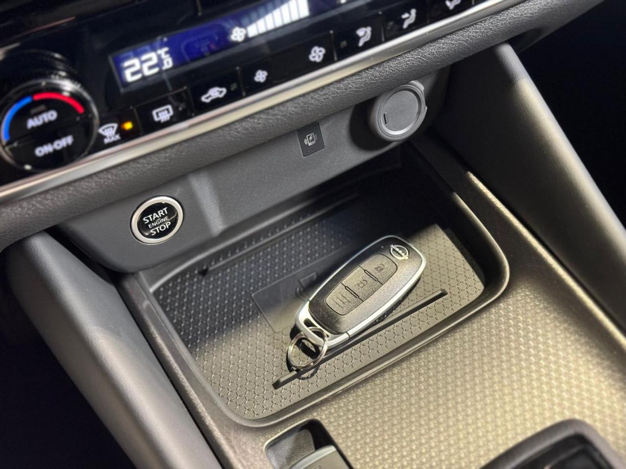 NISSAN Qashqai MHEV 158 CV Xtronic N-Connecta - 17