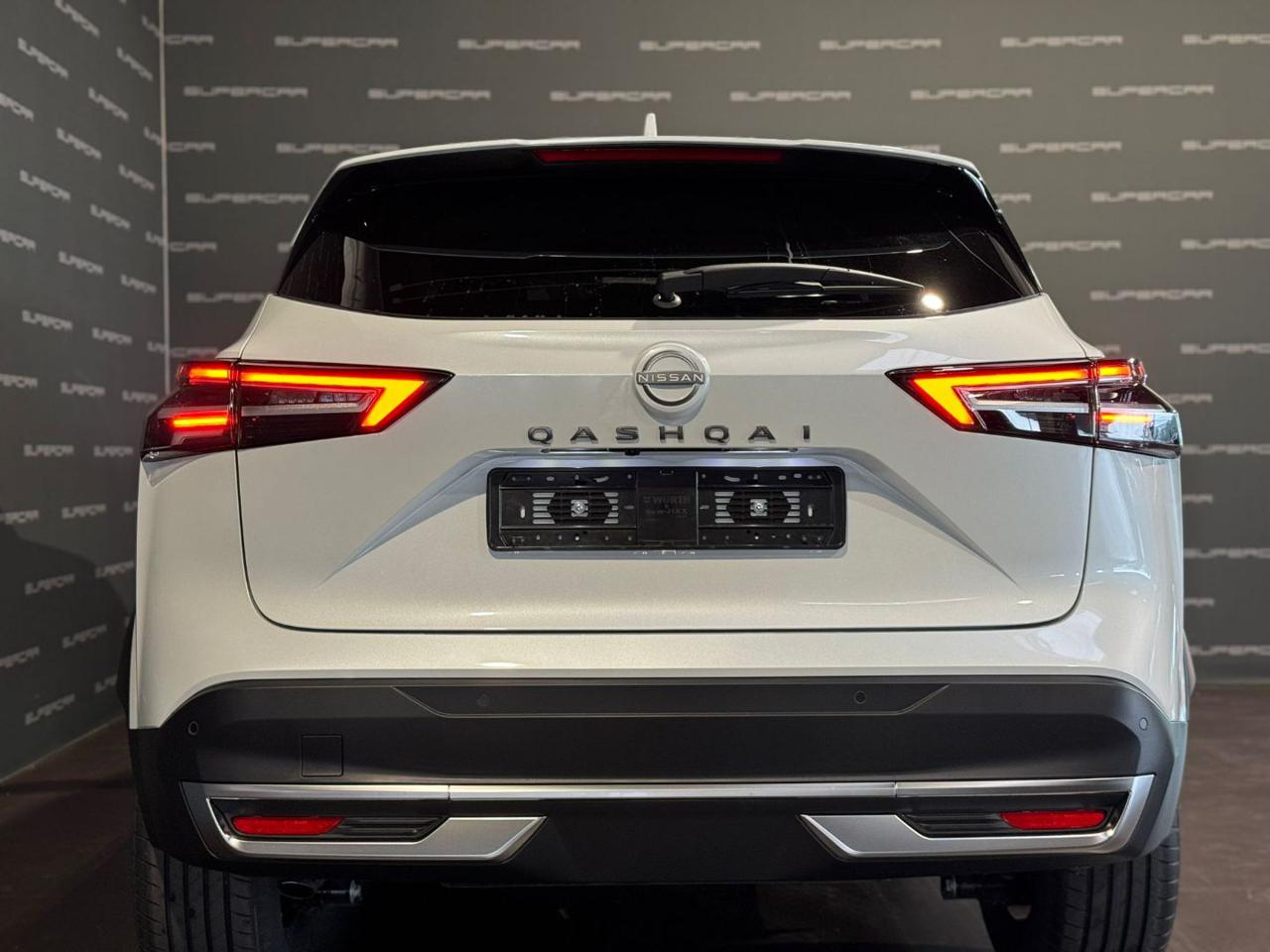 NISSAN Qashqai MHEV 158 CV Xtronic N-Connecta - 4