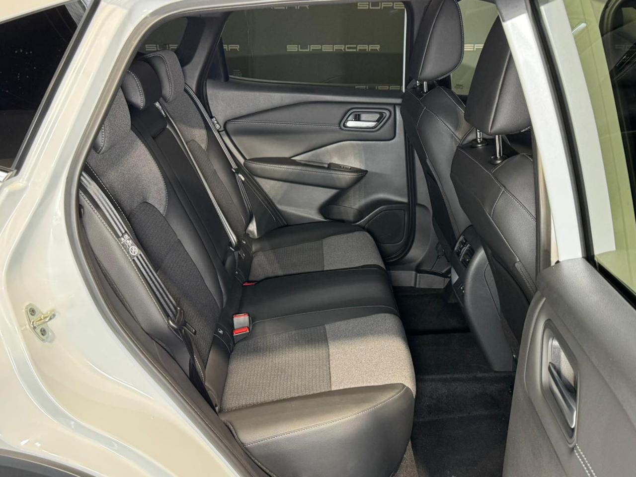 NISSAN Qashqai MHEV 158 CV Xtronic N-Connecta - 13