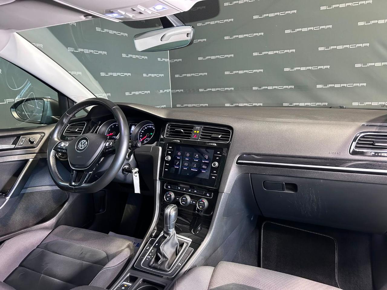 VOLKSWAGEN Golf Variant 1.4 TGI DSG Executive BlueMotion - 9