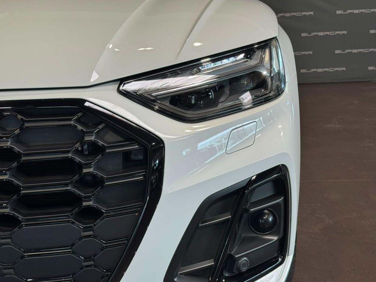 AUDI Q5 40 TDI 204 CV quattro S tronic Identity Black - 7