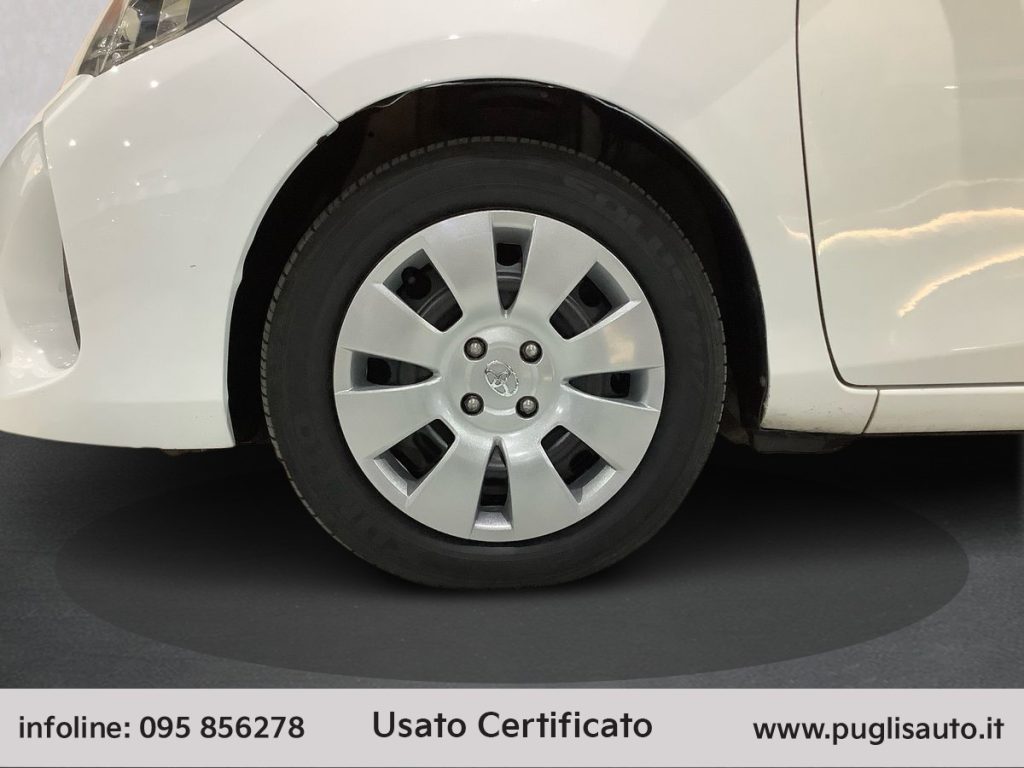 TOYOTA Yaris 1.4 D-4D 5 porte Cool - 14