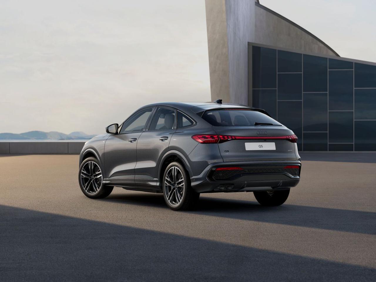 AUDI Q5 SPB 40 TDI quattro S tronic S line Tetto Pano - 3