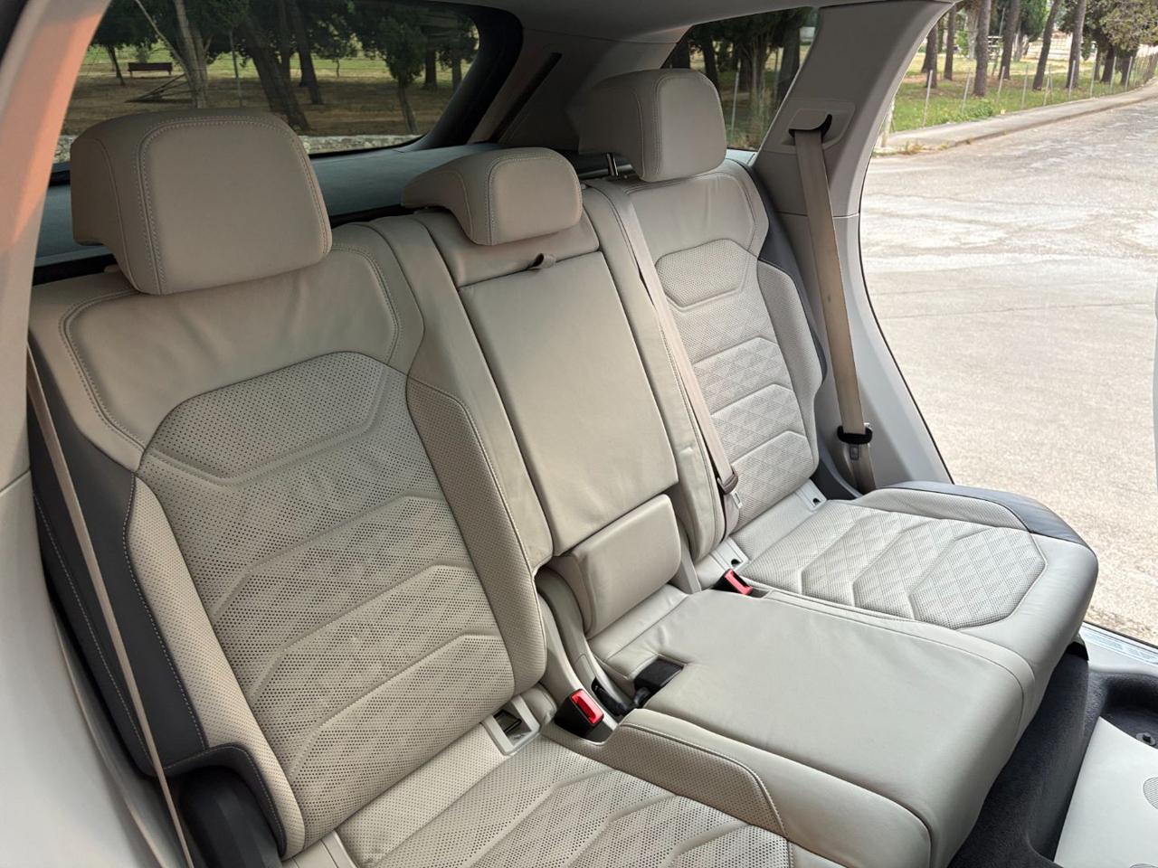 VOLKSWAGEN Touareg 3.0 V6 TDI SCR Elegance ESENTE DA SUPERBOLLO - 26